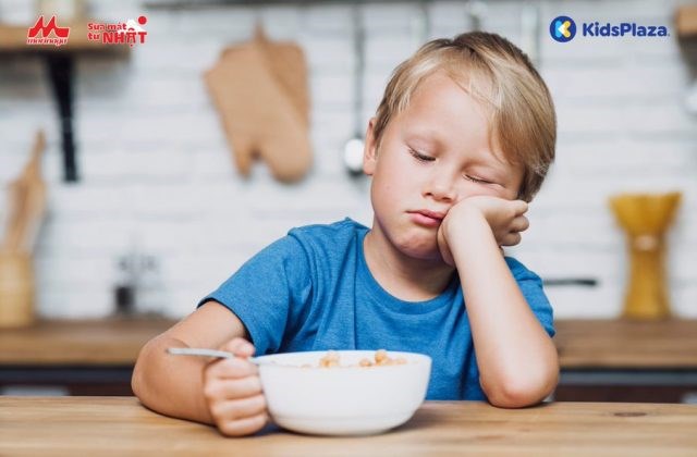 Trẻ thiếu vi chất dinh dưỡng: Nguyên nhân, biểu hiện và giải pháp