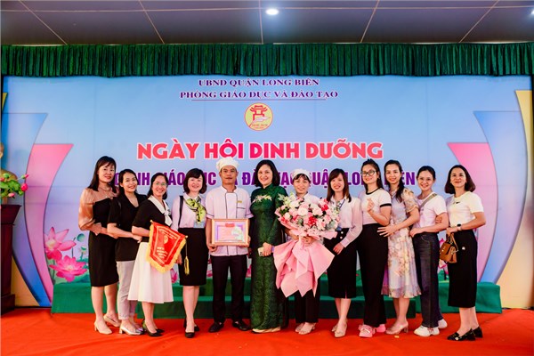 Trường mầm non Đô thị Việt Hưng tham gia hội thi “Ngày hội dinh dưỡng” cấp học mầm non năm học 2023 – 2024.