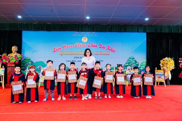 Bé Tùng Lâm- Lớp MGL A4 tham gia hội thi   Rung chuông vàng  cấp quận năm học 2023-2024