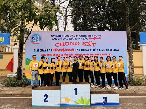 Chung kết giải Chạy báo Hànộimới lần thứ 49 - Vì hòa bình năm 2024 phường Việt Hưng
