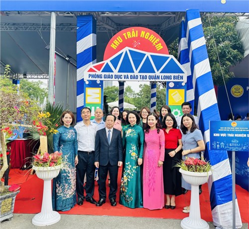 Ngành Giáo dục quận Long Biên giành nhiều giải Nhất tại Ngày hội CNTT và STEM cấp Thành phố