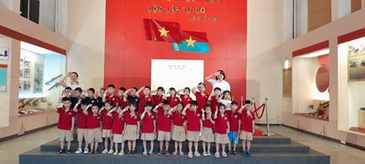 Sáng ngày 23/04/2024, Lớp MGL A2,Trường mầm non Thạch Cầu tham gia tham quan, dã ngoại tại Bảo tàng lịch sử quân sự Việt Nam và xem xiếc tại rạp xiếc TW.