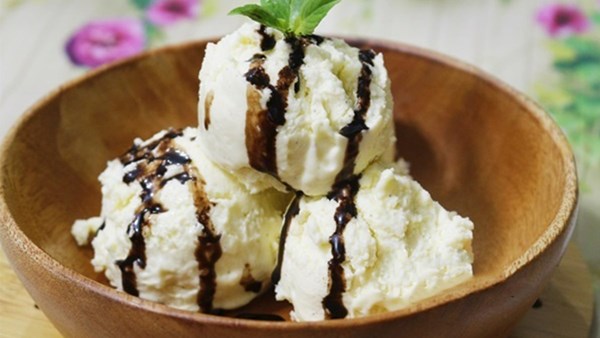2 cách làm kem vanilla và kem matcha béo thơm, đơn giản