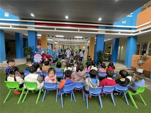 Bệnh viện Việt Nam Cu Ba - Hà Nội khám răng miễn phí cho các bé lớp B2