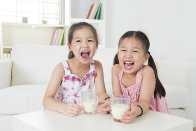 Sữa Cho Bé 5 Tuổi Giúp Con Phát Triển Trí Não Tăng Cân Vù Vù