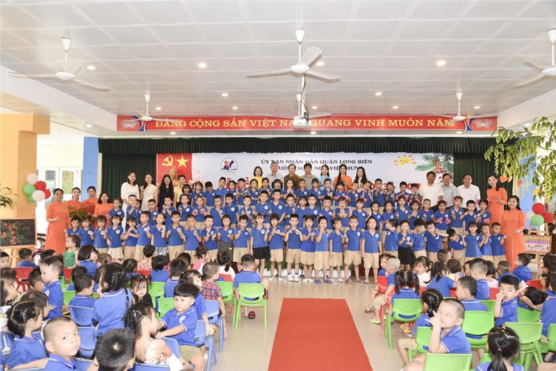 Trường mầm non Việt Hưng long trọng tổ chức Lễ tổng kết năm học 2023 – 2024. Chia tay các bé Mẫu giáo lớn 5 tuổi.