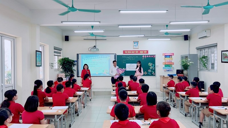Tiểu học Ái Mộ A tham gia Hội thi Giáo viên dạy giỏi cấp Quận