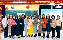 Cô giáo Nguyễn Minh Hạnh - Tổ Khoa học Xã hội thực hiện xuất sắc tiết thi giáo viên dạy giỏi cấp quận năm học 2023-2024