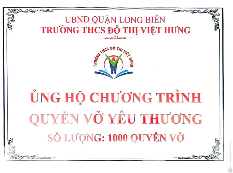Liên đội trường THCS Đô Thị Việt Hưng tham gia Hội thu chương trình “Quyển vở yêu thương”