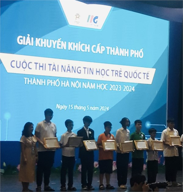 Ngô Tuấn Đức – Niềm tự hào củaTHCS Giang Biên trong cuộc thi Tài năng Tin học trẻ quốc tế thành phố Hà Nội năm học 2023-2024