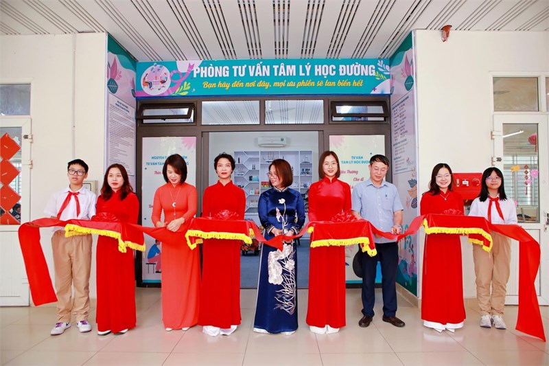Trường THCS Ngọc Lâm tổ chức Lễ khánh thành Phòng tư vấn tâm lí học đường