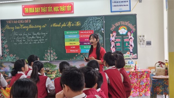 Tiết thi GVG môn Giáo dục địa phương 6 của cô giáo Trần Hải Yến