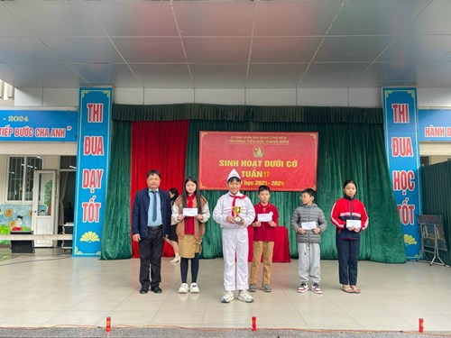 Hoạt động tổ chức trò chơi dân gian cho học sinh ở trường Tiểu học Giang Biên