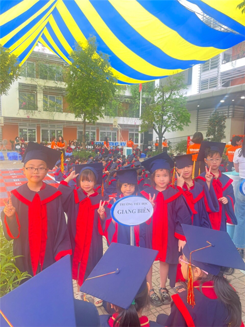 Trường Tiểu học Giang Biên tham gia Chung kết Biệt đội khoa học 2024
