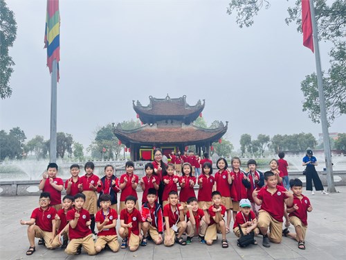 Chuyến tham quan bổ ích và lí thú của học sinh lớp 3A4 tại di tích lịch sử Đền Đô và nông trại giáo dục Cánh Buồm Xanh