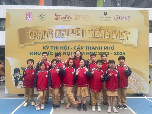 12 học sinh lớp 4A1 hào hứng tham gia vòng thi Hội cấp TP khu vực HN sân chơi TNTV