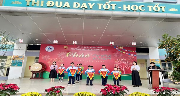 Trường Tiểu học Phúc Đồng tổ chức sinh hoạt dưới cờ tuần 23
Mừng Đảng – Mừng xuân mới.
Phát động hội thi GVG cấp trường - Hội giảng mùa xuân.