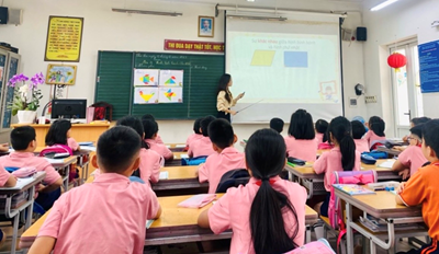 Tổ chuyên môn 4 – trường Tiểu học Thạch Bàn B tổ chức thành công Chuyên đề môn Toán.