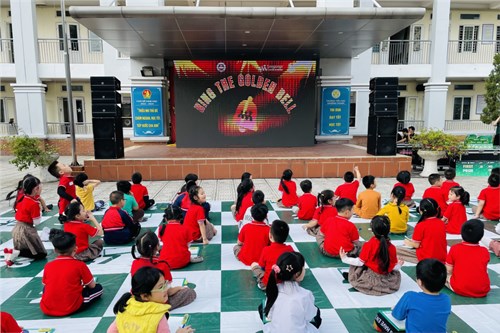 Trường Tiểu học Thượng Thanh phối hợp Công ty Language Link Việt Nam tổ chức sân chơi Tiếng Anh cho học sinh qua hội thi Rung chuông vàng năm học 2023-2024