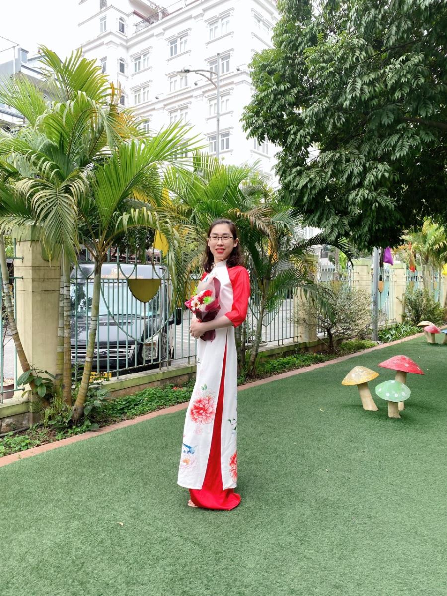 Cô giáo Nguyễn Thị Thu Huyền