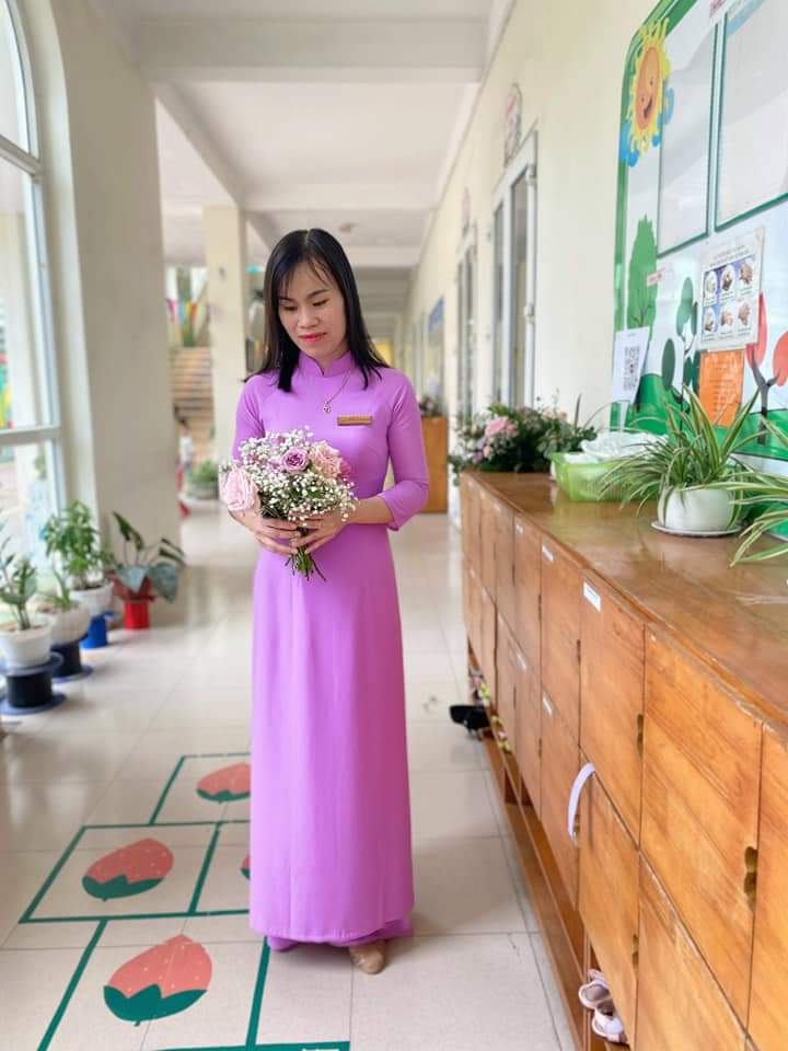 Cô giáo Nguyễn Thị Hồng Khương