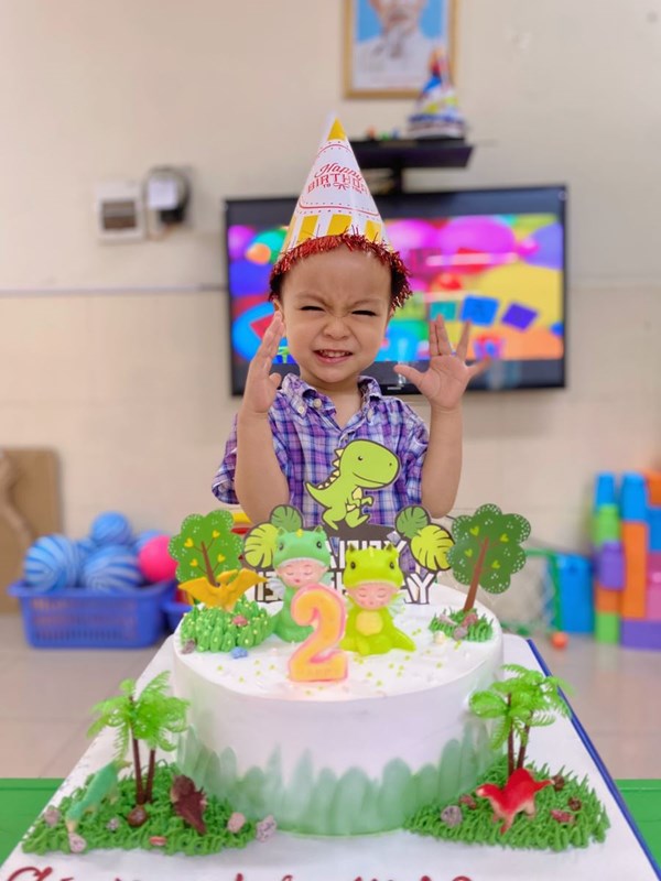 Happy Birthday Minh Quang lớp D2