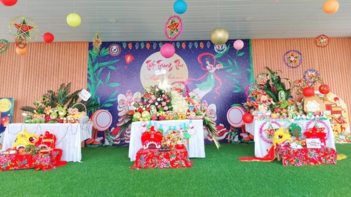 Trường mầm non Ban Mai Xanh tổ chức ngày hội   Trung thu yêu thương 