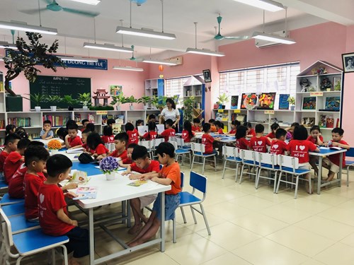 Hoạt động trải nghiệm  Tham quan trường Tiểu học  của các bé khối Mẫu giáo lớn (5 - 6 tuổi), Trường mầm non Bồ Đề