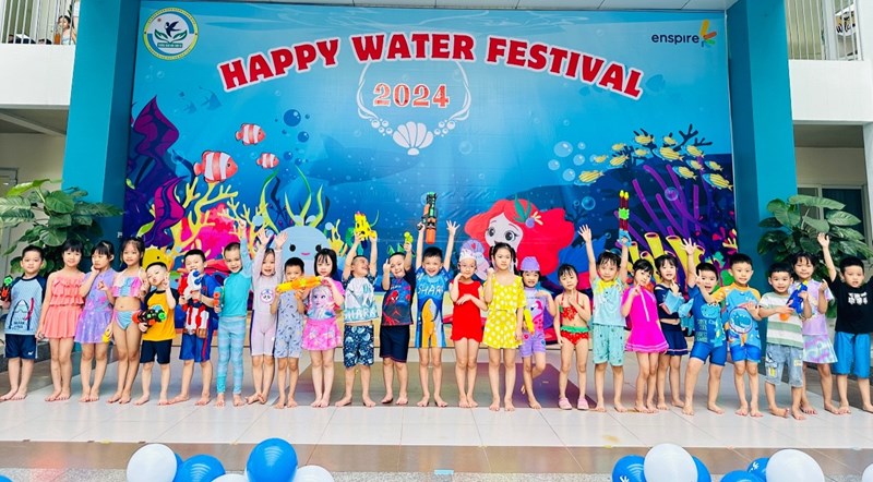 <a href="/hoat-dong-chung/water-festival-2024-ngay-hoi-nuoc-sieu-vui-nhon-cua-truong-mam-non-chim-en-mon/ct/5591/830126">Water Festival 2024 - “Ngày hội nước” siêu vui nhộn<span class=bacham>...</span></a>