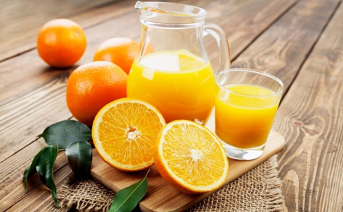 Nước cam tốt cho sức khỏe nhưng ai không nên uống hàng ngày?