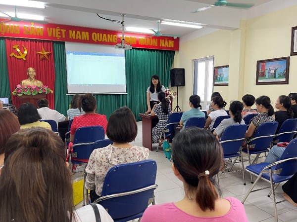 Trường mầm non Chim Én tổ chức buổi chia sẻ kinh nghiệm chuyên môn cho cán bộ giáo viên trong nhà trường.