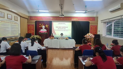 Chị bộ trường Mầm non Đô thị Việt Hưng tổ chức sinh hoạt chuyên đề quý III năm 2023