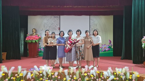 Trường mầm non Đô thị Việt Hưng tổ chức tập huấn phương pháp giáo dục Steam cho đội ngũ GV, BGH và giáo viên cốt cán của các trường MN Tam Đồng, MN Giang Biên.  