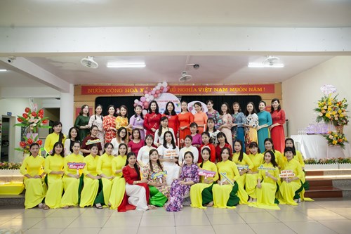 Trường Mầm non Đức Giang tổ chức Lễ kỷ niệm 40 năm ngày Nhà giáo Việt Nam (20/11/1982-20/11/2022)