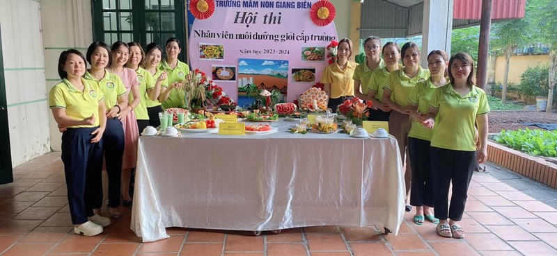 Hội thi Nhân viên nuôi dưỡng giỏi cấp trường chào mừng ngày nhà giáo Việt Nam 20.11 