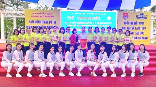 GVNV tham gia chạy Giải báo Hà Nội mới lần thứ 48 vì hòa bình năm 2023 do Phường Giang Biên tổ chức