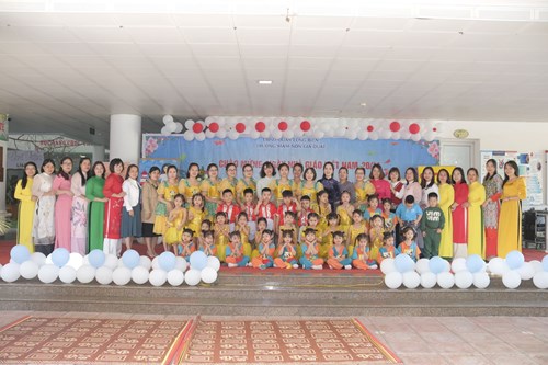 Trường MN Gia Quất tổ chức lễ mitting kỷ niệm 41 năm ngày Nhà giáo Việt Nam 20/11