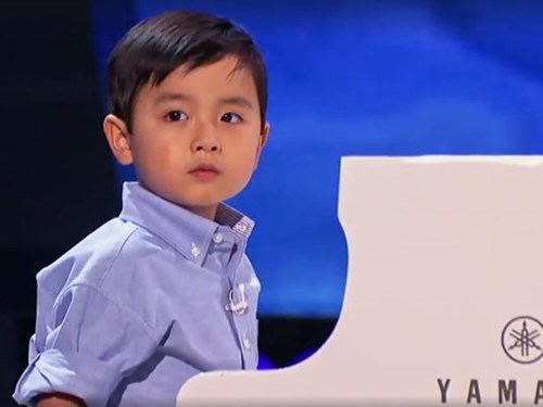 Evan Le thần đồng Piano 4 tuổi mang gốc tịch Việt