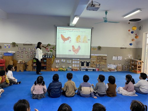 Giờ học: KPKH:  Vòng đời của con gà  của các bé lớp MGL A1