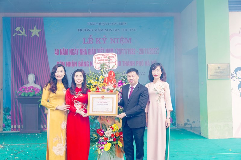 18-11-2022 Kỷ niệm 40 năm ngày Nhà giáo Việt Nam và đón nhận bằng khen của UBND TP. Hà Nội | Trường mầm non Gia Thượng