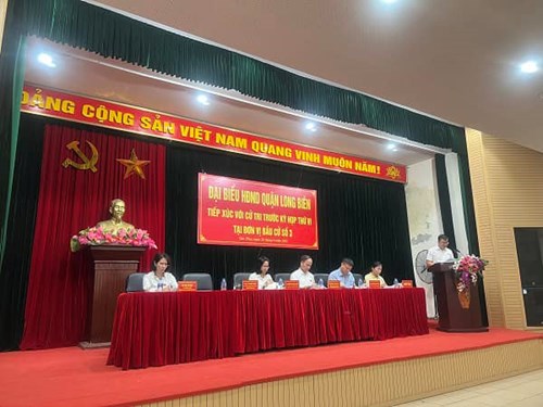 Đại biểu HĐND quận Long Biên tiếp xúc cử tri trước kỳ họp thứ 6 - HĐND Quận (sáng 20/6)