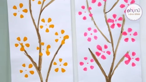 Cách làm vẽ tranh hoa từ đáy chai nhựa