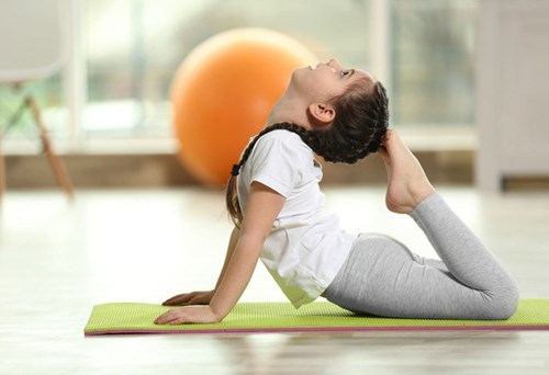 Lợi ích của Yoga với sức khỏe trẻ em