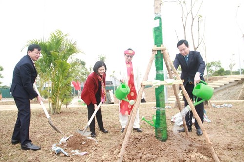 Quận Long Biên phát động  Tết trồng cây đời đời nhớ ơn Bác Hồ” Xuân Quý Mão 2023