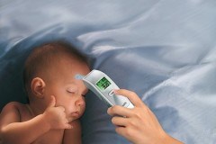 Cách đo thân nhiệt cho bé khi nóng sốt