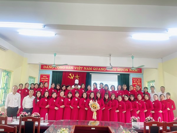 Trường mầm non Long Biên tổ chức Hội nghị viên chức- Người lao động năm học 2023- 2024