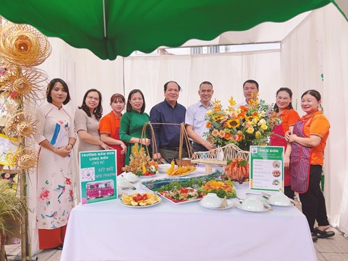 Trường mầm non Long Biên tham gia “Ngày hội đại đoàn kết toàn dân tộc phường Long Biên” năm 2023