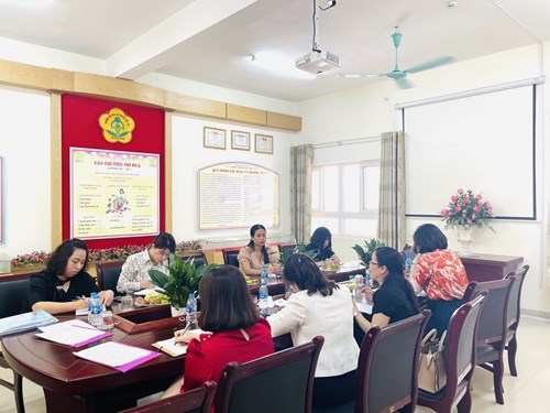 Trường mầm non Ngọc Thụy đón đoàn kiểm tra công vụ của UBND Quận Long Biên theo Kế hoạch số 482/KH-UBND ngày 03/11/2022 