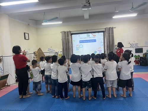 Trường mầm non Sơn Ca tổ chức kiến tập các hoạt động tham dự “Hội thi giáo viên dạy giỏi cấp trường năm học 2022-2023” đạt kết quả cao.