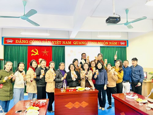 Trường MN Tân Mai Long Biên tổ chức gặp mặt đầu xuân Quý Mão 2023
